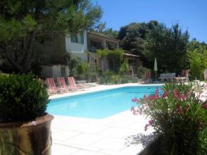 Belle villa piscine Provence Uzes climatisée